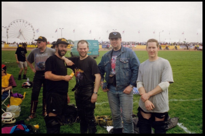 640x421 pixels (98K)